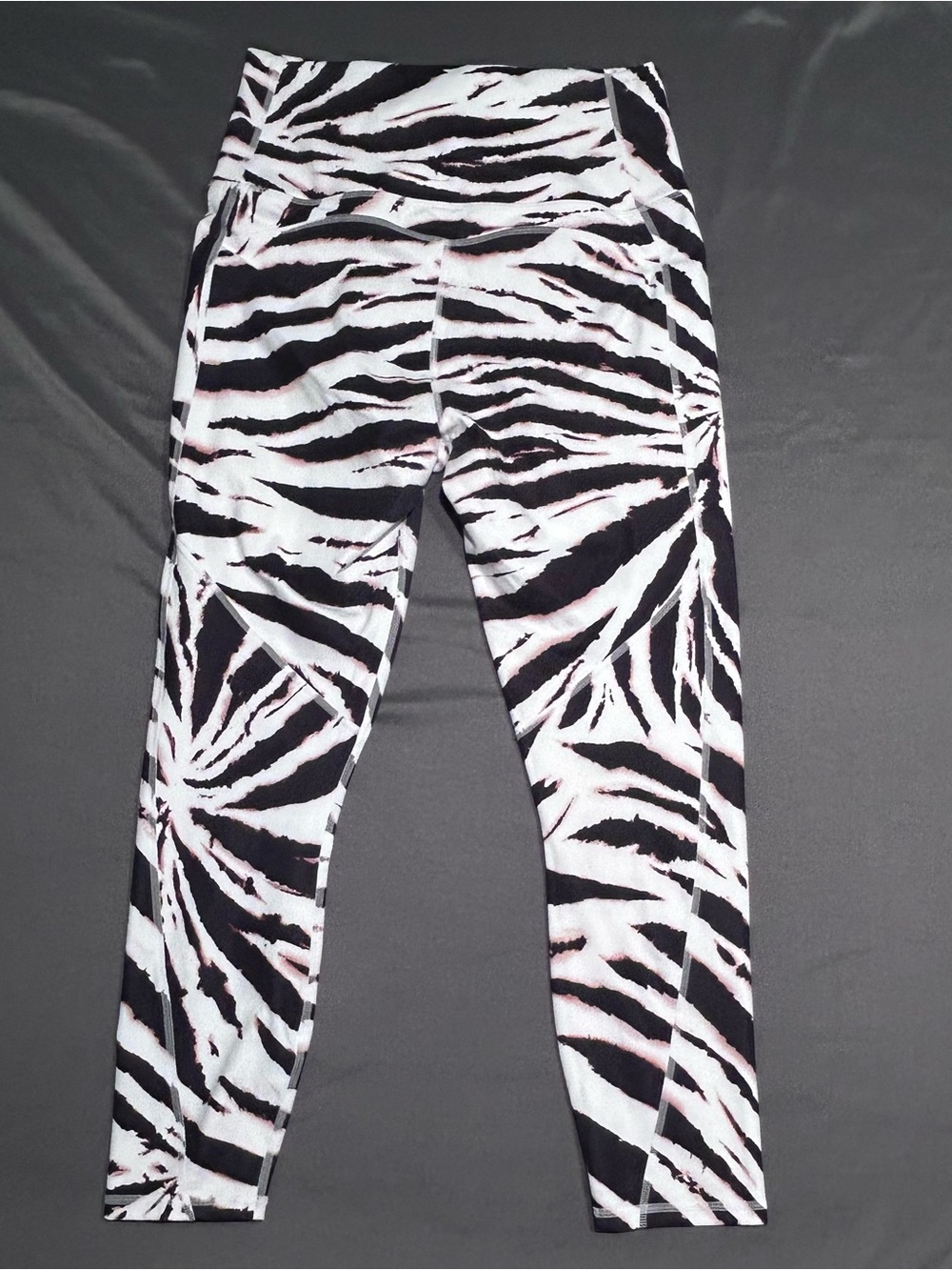 Fabletics PureLuxe High Waisted Zebra Print Leggings - Picture 4 of 6